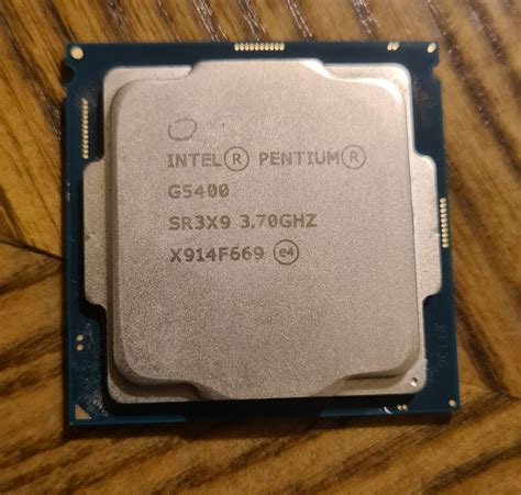 Продам Intel pentium G5400 3,7GHZ: 3 000 грн. - Комплектуючі та ...