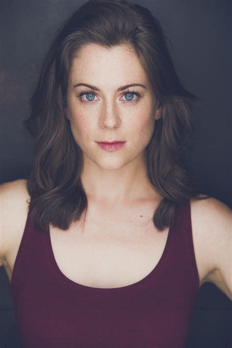 Sarah Young's Instagram, Twitter & Facebook on IDCrawl