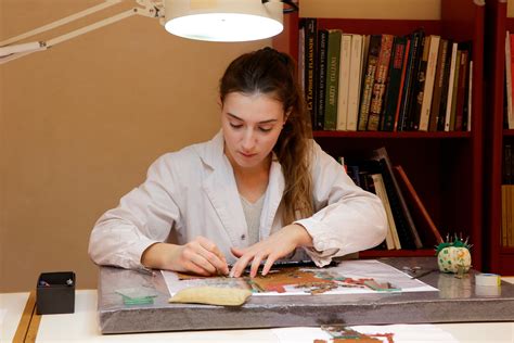 Martina Ferrari - Una Scuola Un Lavoro