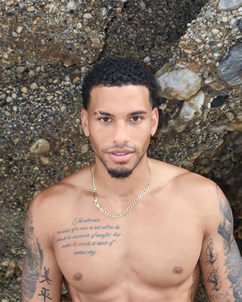 LOUIS RUSSELL (@louis_russell) • Instagram photos and videos