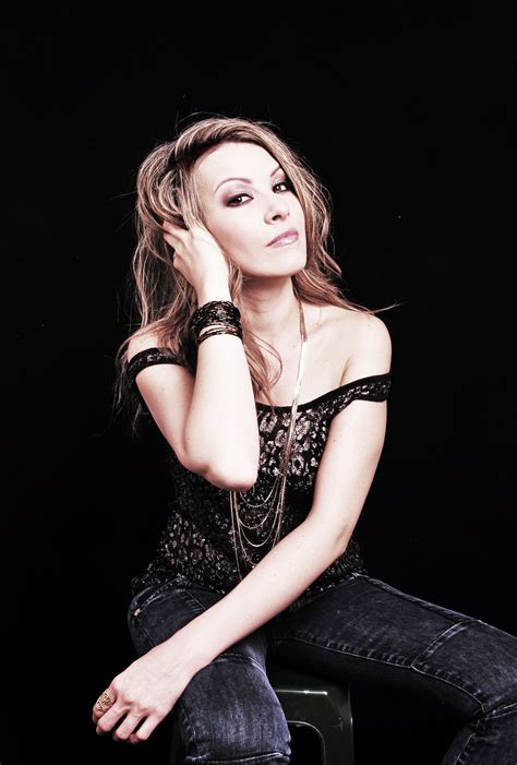 Pictures of Nathalie Cox