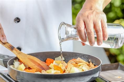 5 вкусных блюд на скорую руку / Едальня