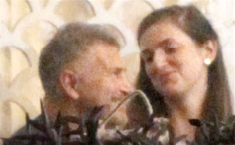 Измена? Фотокоры застали Агутина с молодыми поклонницами | MigNews ...