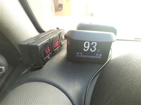 Термометр, вольтметр, счётчик моточасов — Renault Logan (1G), 1,6 л ...