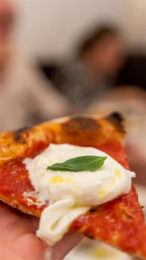 Ricca – La pizza è Italiana