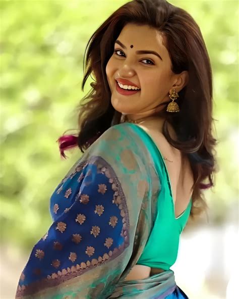 Honey Rose Wallpapers - Top Free Honey Rose Backgrounds - WallpaperAccess
