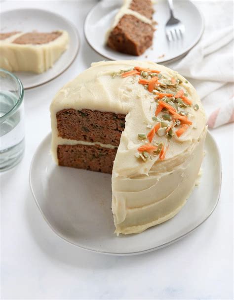 whole foods carrot cake 9