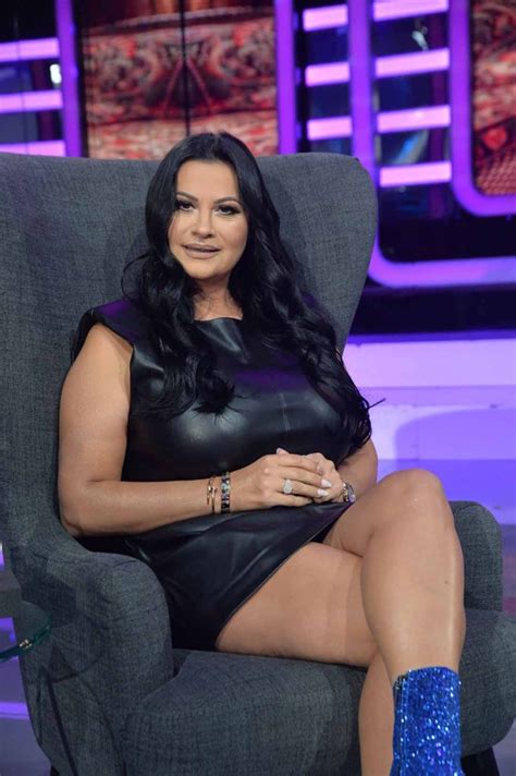 Dragana Mirković nije najbogatija pevačica: Ova njena koleginica ima ...