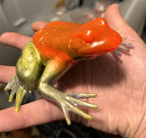 Resin art, jewelry and crafting