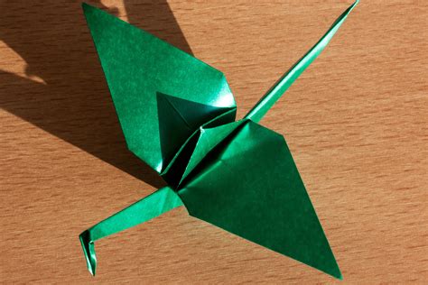 Free Images : structure, wheel, leaf, green, craft, object, reflective ...