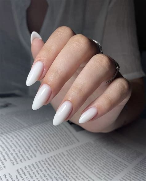 Белый маникюр | Gel nails, Trendy nails, Manicure