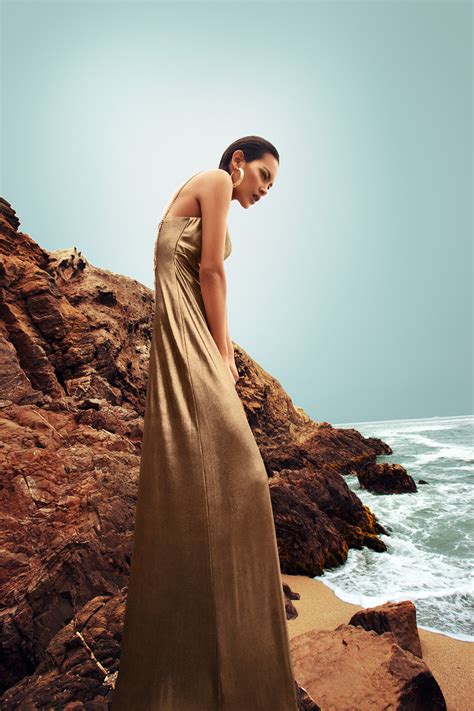 Runway Peru Editorial :: Behance