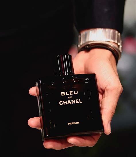 Bleu de Chanel Parfum Chanel одеколон — аромат для мужчин 2018
