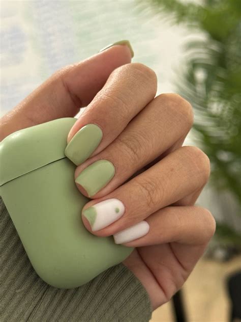 Маникюр | Green nails, Manicure, Vacation nails