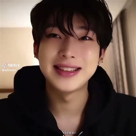 smile     shinning  sunshine enhypen