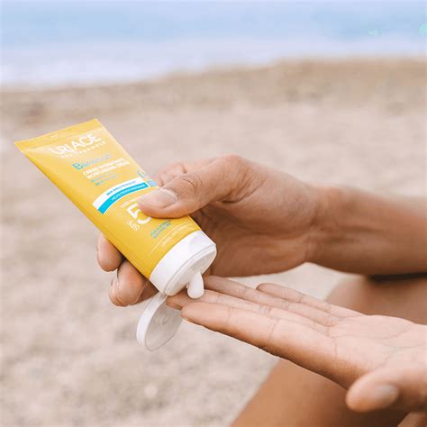 Uriage Барьесан Крем увлажняющий SPF50+ 50 мл цена, купить в Москве в ...