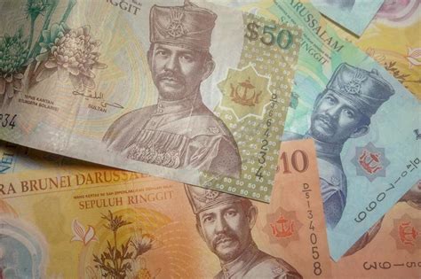 The Sultan's Fortune: Unveiling Brunei's Richest Royal In Rupees
