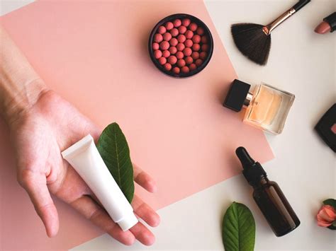 Cetearyl Alcohol: What It Is & How It’s Used in Your Beauty Products