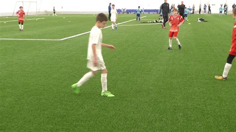 Колос Коваливка U10 (2-0) ФК Берестейцы (Белорусь) U10 (1тайм) - YouTube