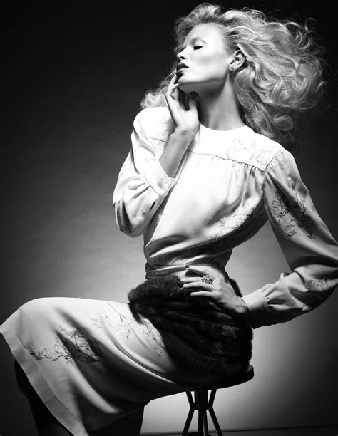 Natasha Poly (Vogue Spain November 2011) - Models Inspiration