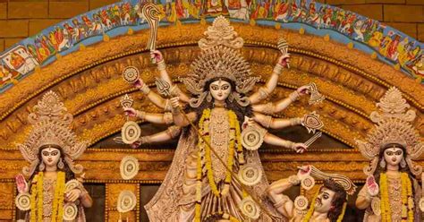 Durga Puja 2024 Kolkata - Elke Nicoli