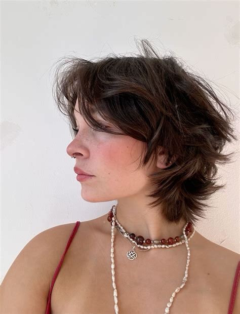 Self-styling smart shears are the future of the chopped haircut 34