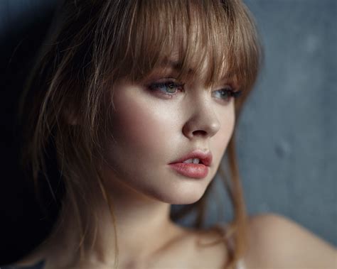 วอลเปเปอร์ : Anastasia Scheglova, ผู้หญิง, ใบหน้า, แนวตั้ง, สัก