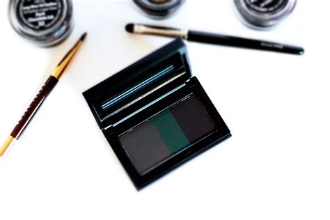 Intense Pigment Liner de Bobbi : 90% du pigment pur ! | kleo beauté