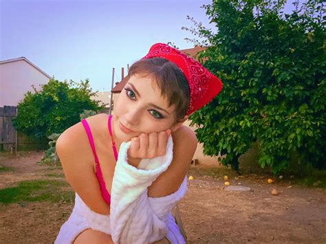 𝕝𝕖𝕟𝕒 on Twitter: "Happy Monday! Missing out on my OF? New content drops