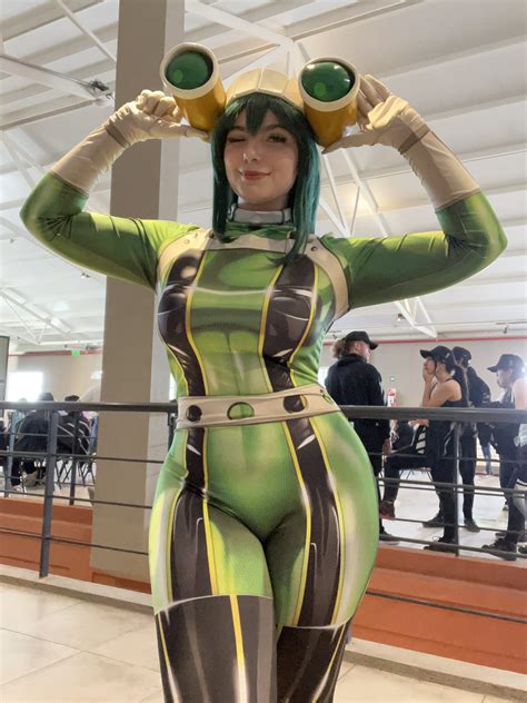 Julietita 🥰 on Twitter: "Una mas bonita de tsuyu 🐸 ️ https://t.co