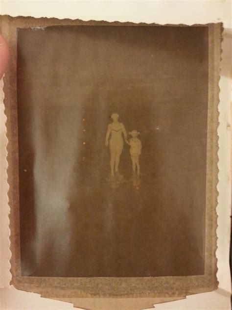 These are the weirdest photos people have found on their phones… from a