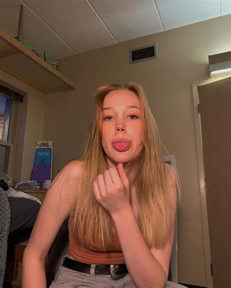 Melissa Moore (@melissaa.moore) • Instagram photos and videos