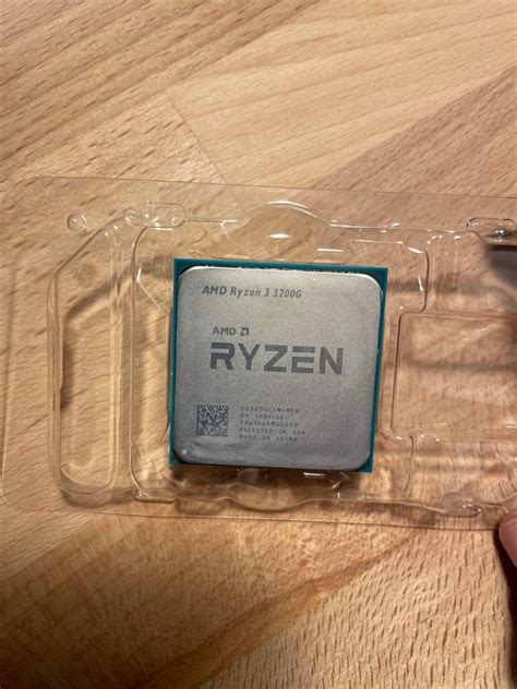 AMD Ryzen 3 3200G - Επεξεργαστές - Insomnia.gr