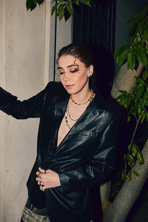 Who is OnlyJayus? TikToker apologizes after texts of her using racial