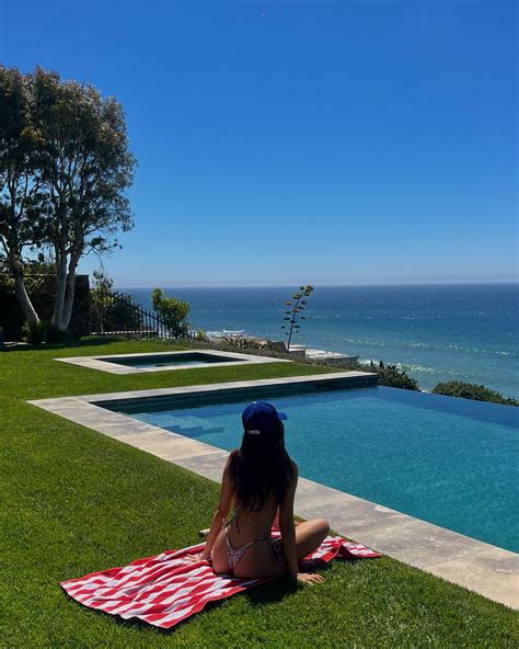 GUIDE: How to Take Beach Pictures, As Seen on Lorin Gutierrez | Preview.ph