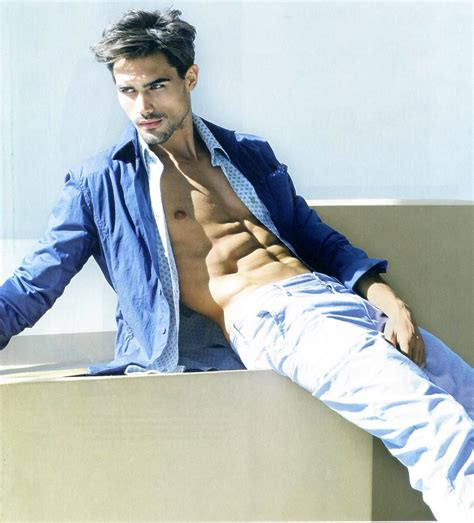 L'Homme du Jour: ANDREI ANDREI