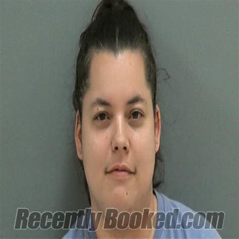 Recent Booking / Mugshot for TAYLOR NICOLE PARKER in Darlington County, South Carolina