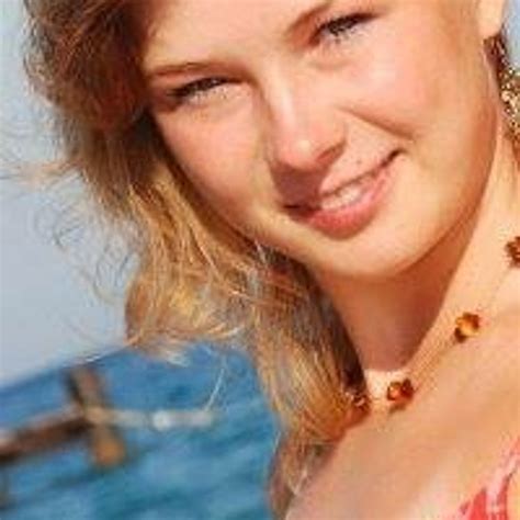 Stream Svetlana Bunina music | Listen to songs, albums, playlists for ...