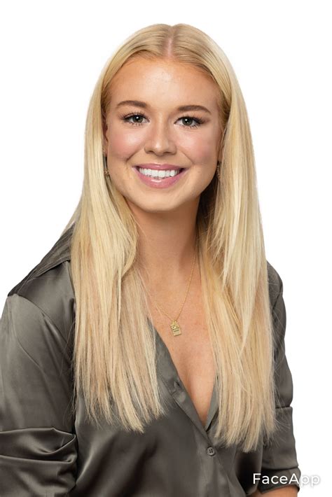 Amelia B. | Ace Models