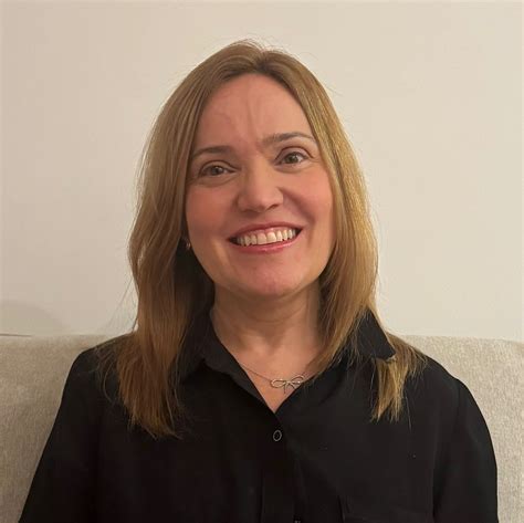 Professor » Ana Cristina Borges de Oliveira » Faculdade de Odontologia