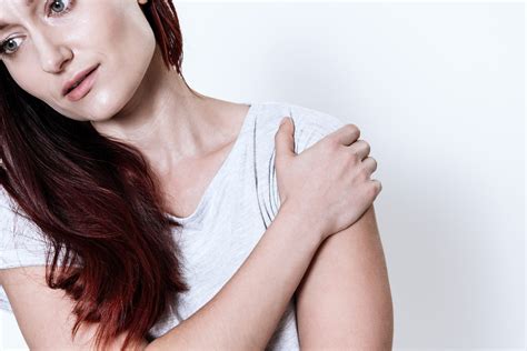 Rotator Cuff Tendinitis and Tears - Coastal Health