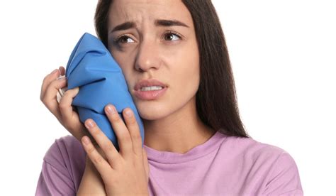 Common Causes of Mouth Pain and How to Treat It