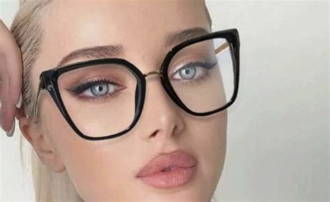 model kacamata terbaru wanita  duff  hingga oversize