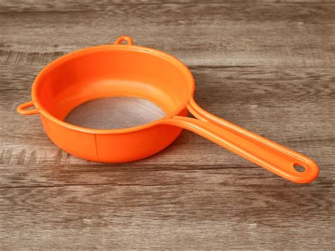 Dụng cụ lược dừa nhựa Tự Lập giá tốt tại Bách hoá XANH