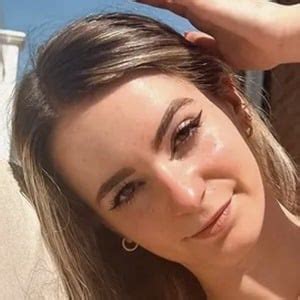 Kaitlyn Krems - Age, Family, Bio | Famous Birthdays