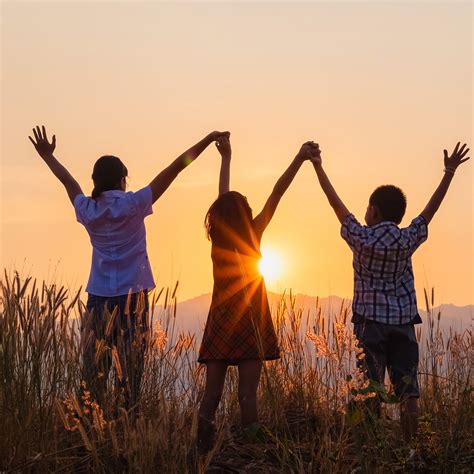 Strategies for Achieving Greater Happiness in Life – Kreately