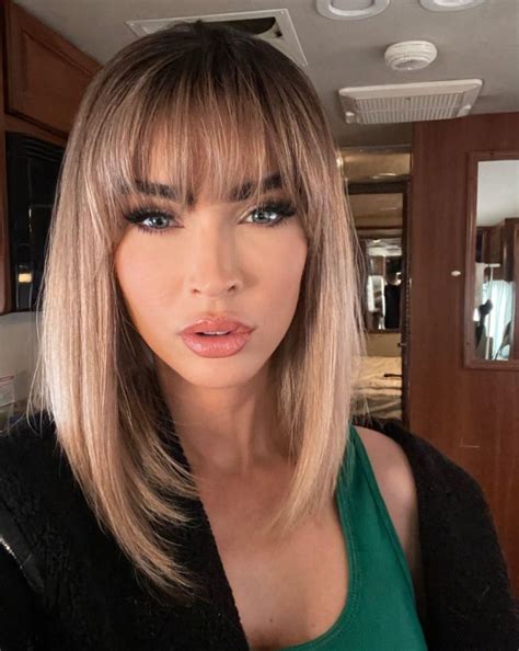 Megan Fox Nova - Megan Fox surge com novo visual; confira fotos