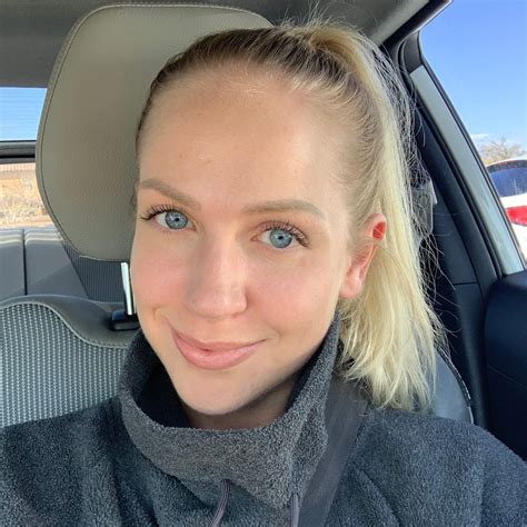 Joyce Lynn