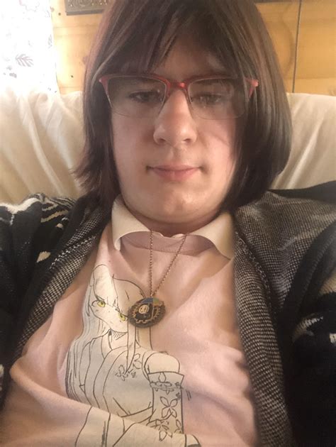 Love my outfit it’s a pastel gothic look also it’s sfw : r/femboy
