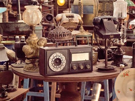 How to Tell if Something's Antique (Or Just Old) | Reader's Digest Canada